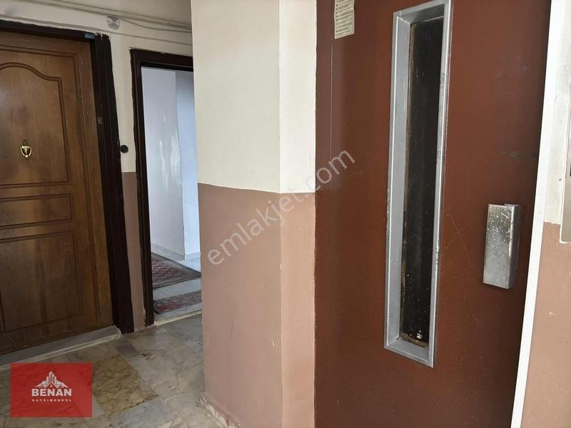 Acil Çınarcık Çamlıkta Satılık Yüksek Giriş 2+1 Doğalgazlı Daire — fotoğraf 9