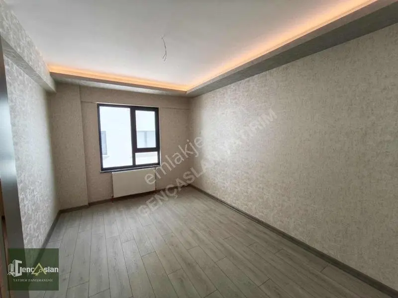▄gençaslan▄ Nato Cadde Kenarı Ebeveyn Banyolu Giyinme Odalı 4+1 — fotoğraf 25