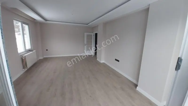 Ebeveyn Banyolu,kapalı Otoparklı Sıfır Lüks 3+1 Daire — fotoğraf 13
