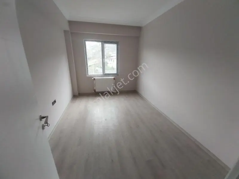 Ebeveyn Banyolu,kapalı Otoparklı Sıfır Lüks 3+1 Daire — fotoğraf 20