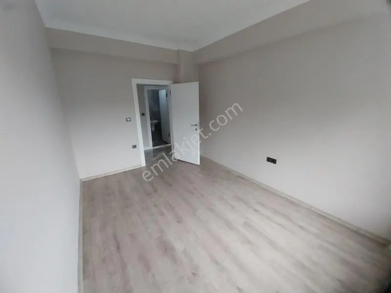 Ebeveyn Banyolu,kapalı Otoparklı Sıfır Lüks 3+1 Daire — fotoğraf 28