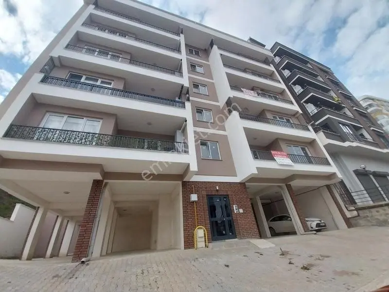 Ebeveyn Banyolu,kapalı Otoparklı Sıfır Lüks 3+1 Daire — fotoğraf 32