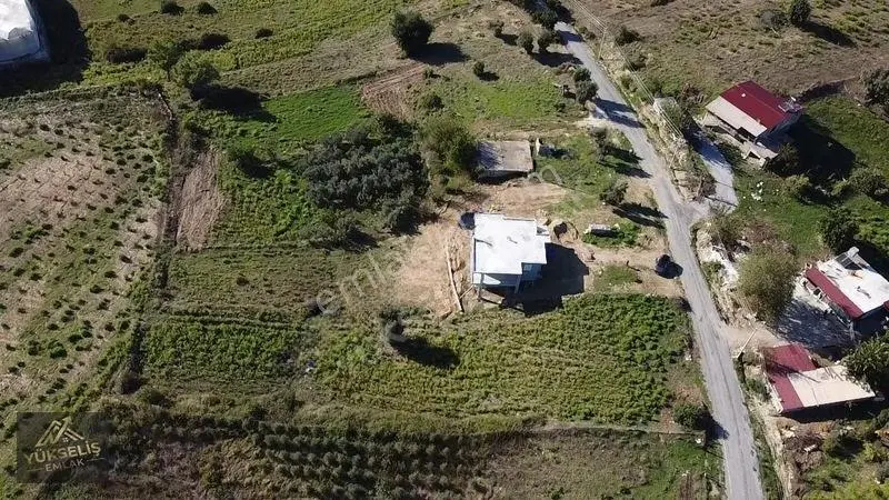 Aksaz Mahallesinde Tek Tapu Satılık Tarla