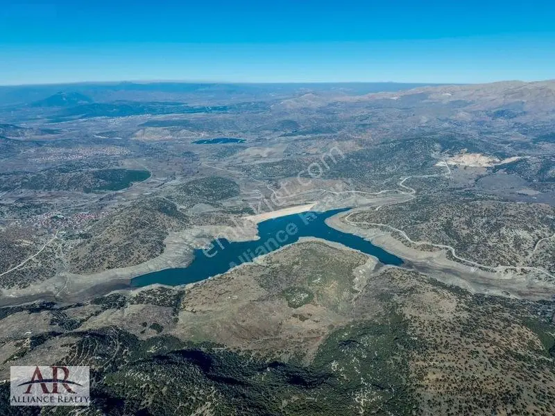 Burdur Çavdır Ambarcık'ta Göl Manzaralı, Su Kuyulu, Yol Üstü Tar — fotoğraf 6
