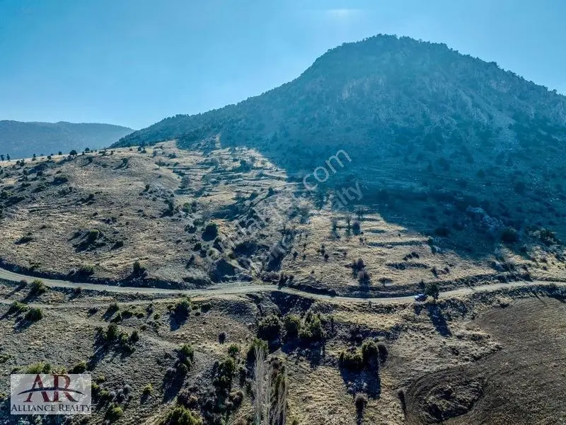 Burdur Çavdır Ambarcık'ta Göl Manzaralı, Su Kuyulu, Yol Üstü Tar — fotoğraf 7