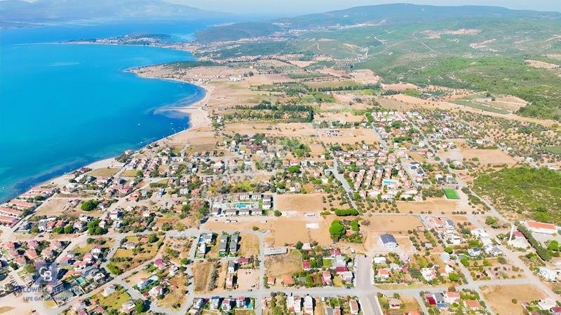 Urla Torosan'da İki Villa İmarlı Harika Konumda Satılık Arsa — fotoğraf 2