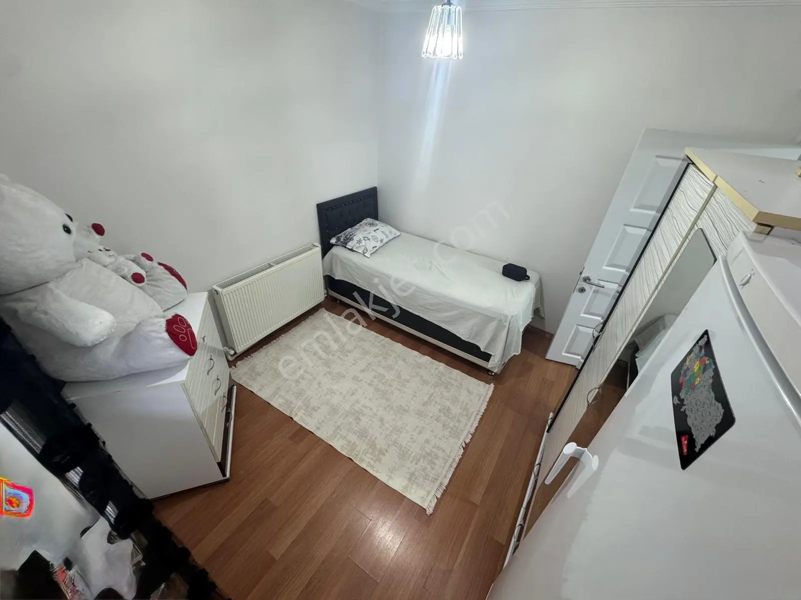 Yılmaz Gayrımenkulden Tapu Durumu Kat İrtifaklı Yapı Kullanım Iznı Var Geniş M2 3+1 Satılık Daire — fotoğraf 4