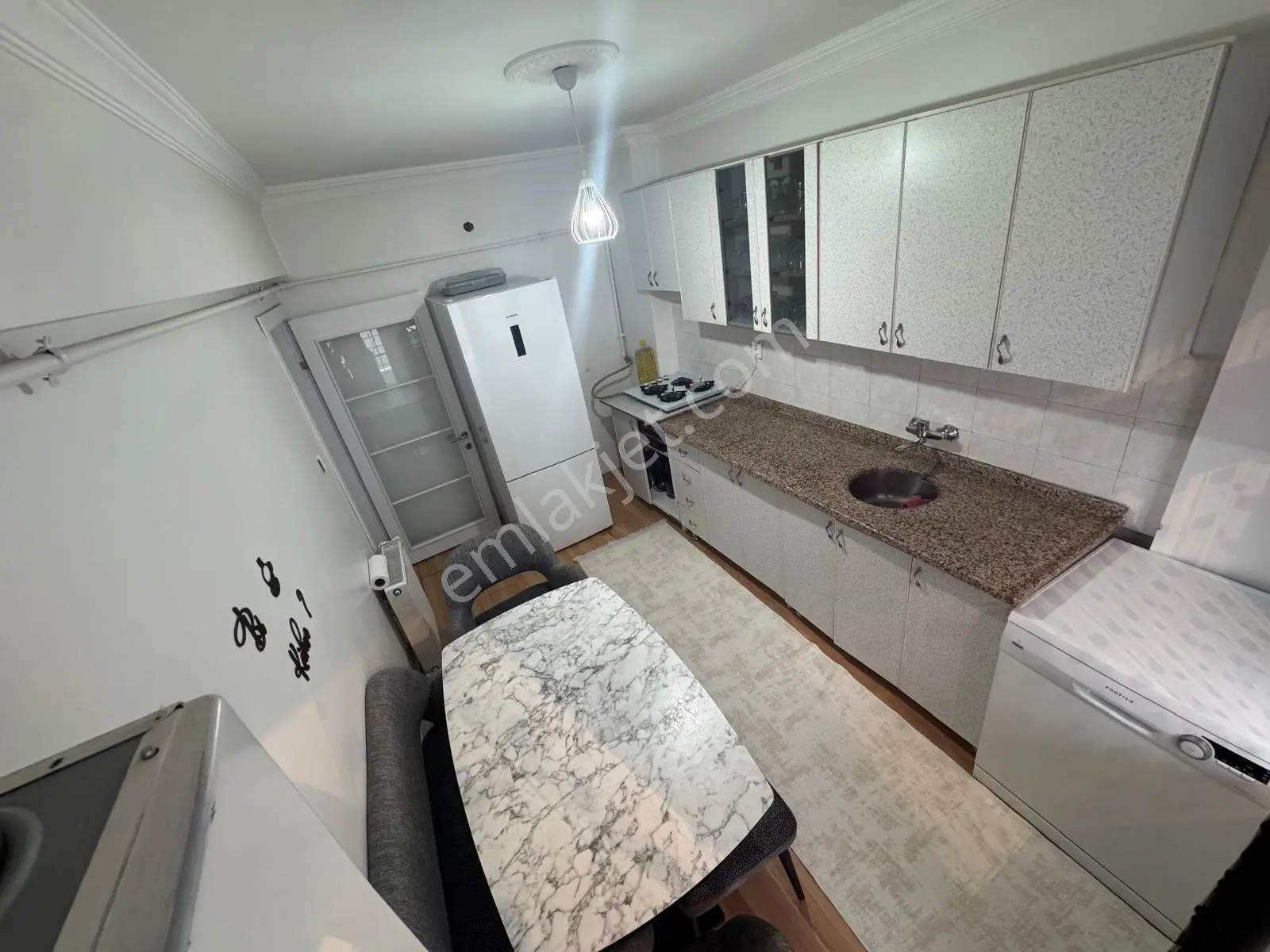 Yılmaz Gayrımenkulden Tapu Durumu Kat İrtifaklı Yapı Kullanım Iznı Var Geniş M2 3+1 Satılık Daire — fotoğraf 19
