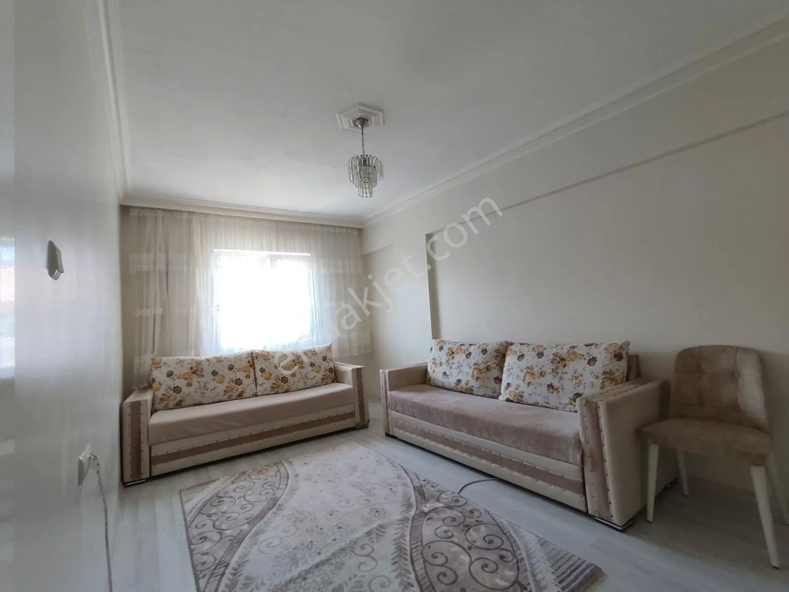 Yılmaz Gayrimenkulden Ön Cephe 3+1 Geniş M2 Masrafsız Satılık Daire — fotoğraf 3