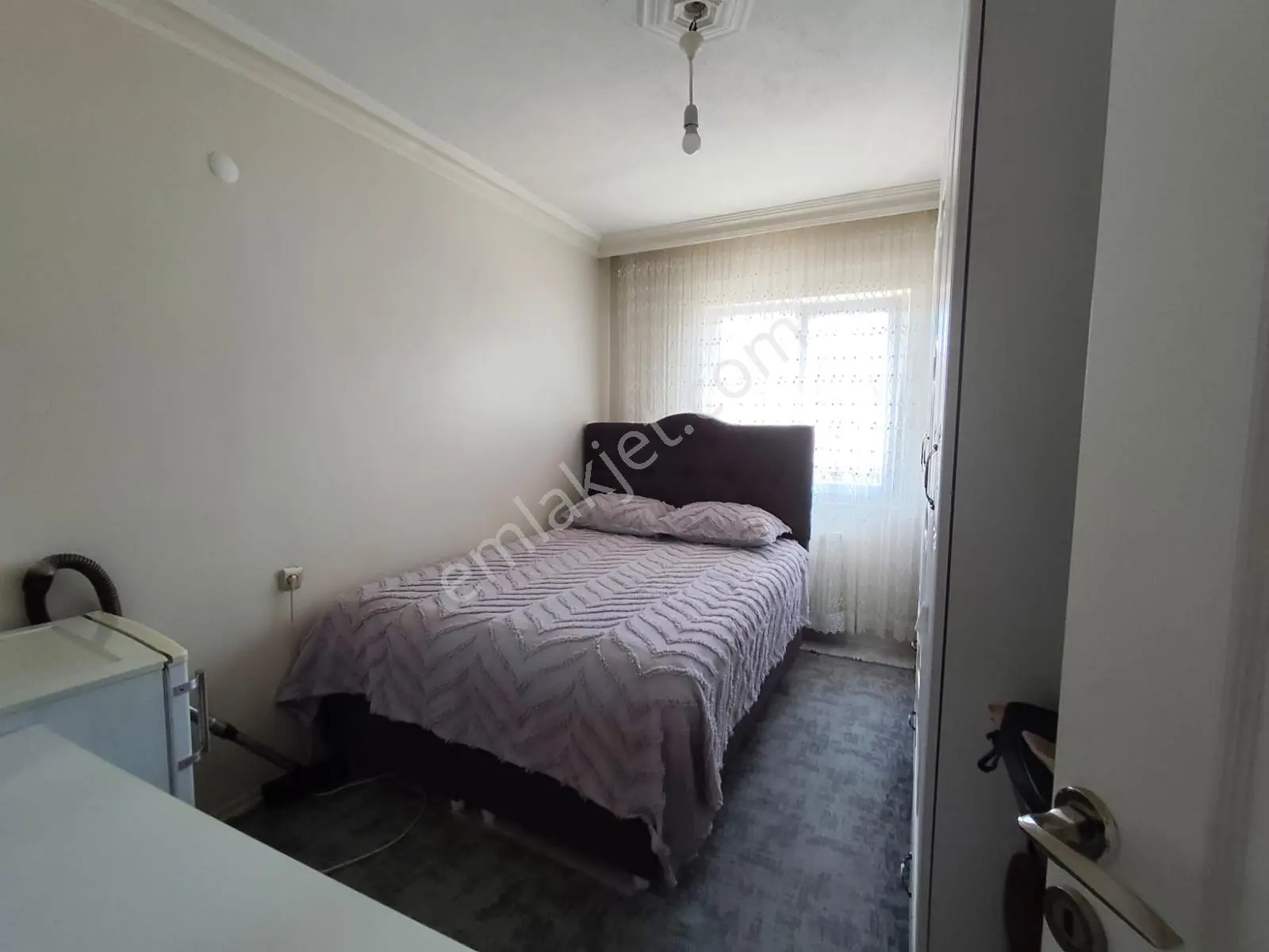 Yılmaz Gayrimenkulden Ön Cephe 3+1 Geniş M2 Masrafsız Satılık Daire — fotoğraf 4