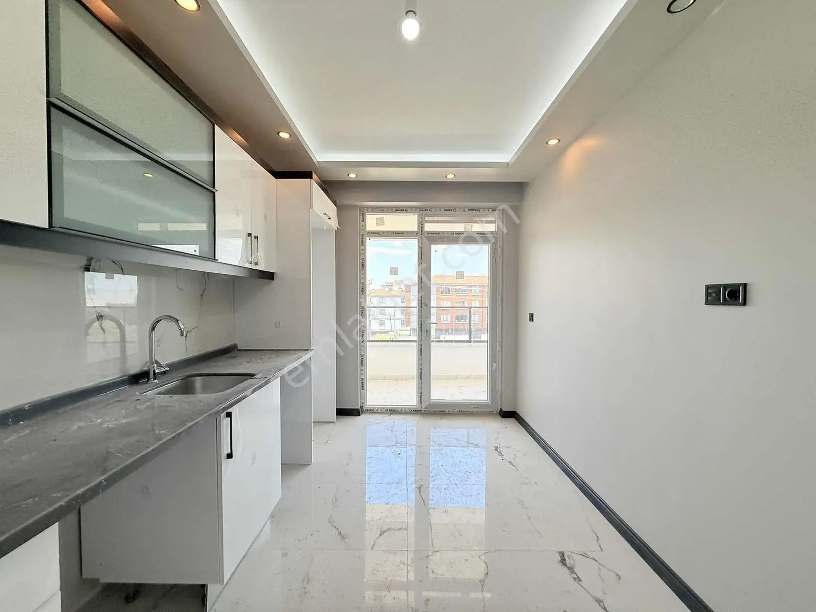 Özgün'den 71 Evler Mah. Şehir Hastanesi Yakını Özel Garajlı 2+1 — fotoğraf 31