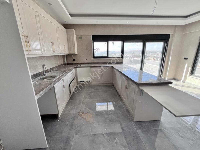 Oğuzelinde Muhteşem Manzalı Ve Havadar Konumda 4 Katlı Villa — fotoğraf 9