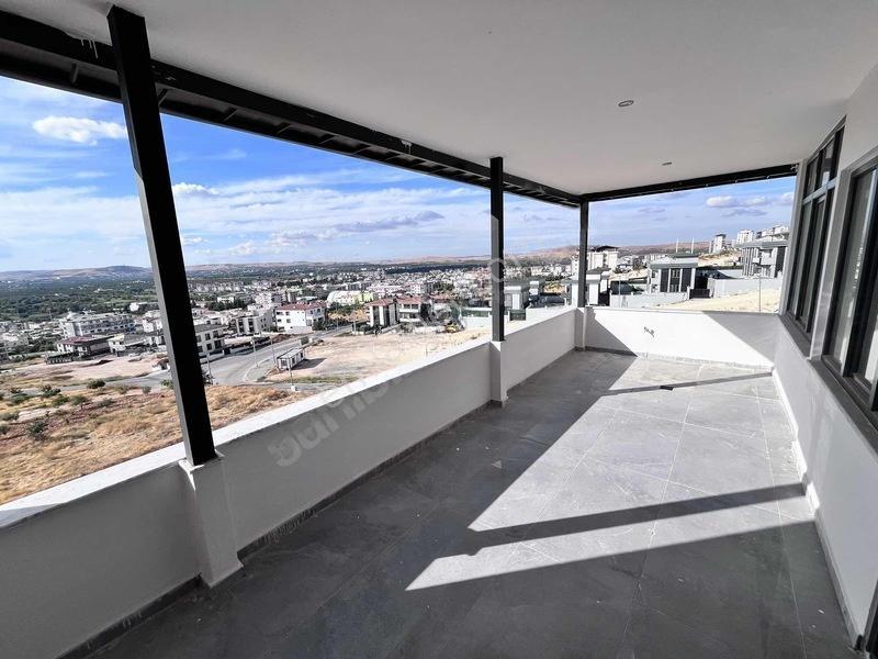 Oğuzelinde Muhteşem Manzalı Ve Havadar Konumda 4 Katlı Villa — fotoğraf 14