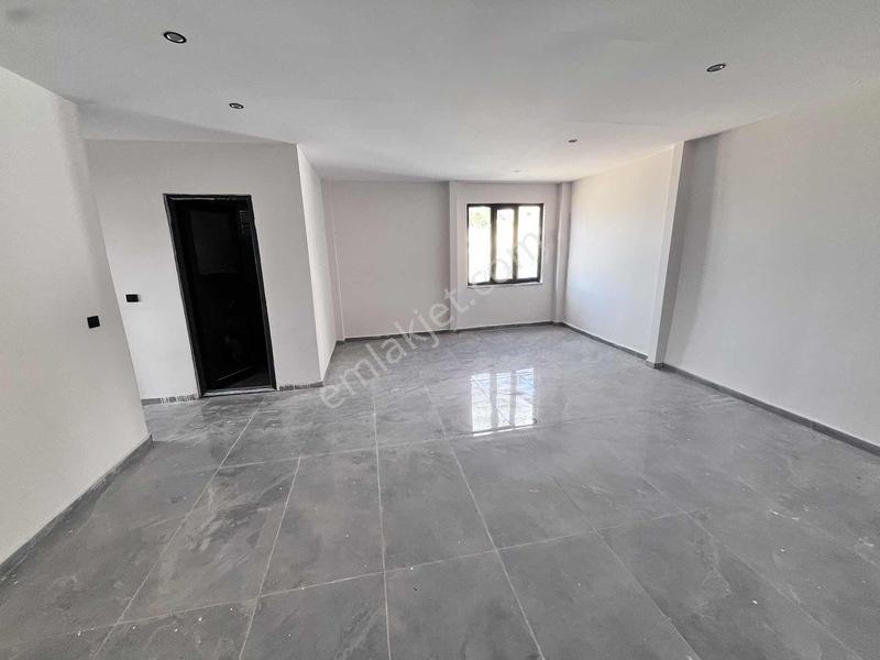Oğuzelinde Muhteşem Manzalı Ve Havadar Konumda 4 Katlı Villa — fotoğraf 19