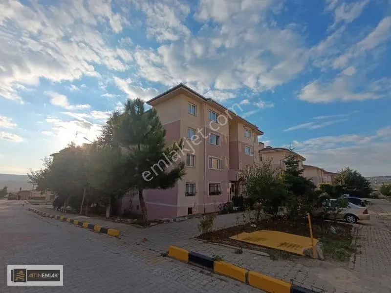 Tekirdağ Karadeniz Toki Dy Blok'da 2+1 Satılık Daire (kiracılı ) — fotoğraf 2