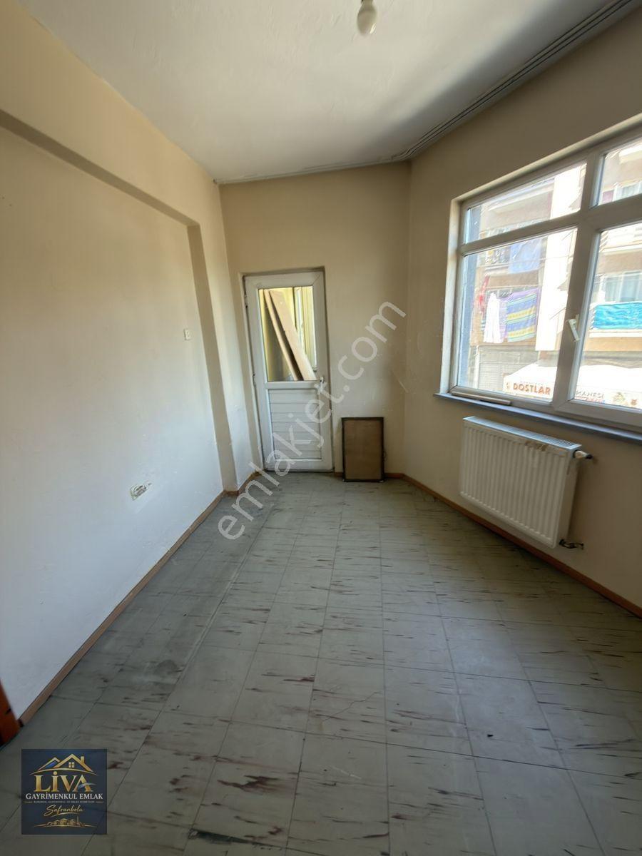 Karabük Esentepe Mahallede Cadde Üzeri Ara Kat 2+1 Daire Satılıktır — fotoğraf 29