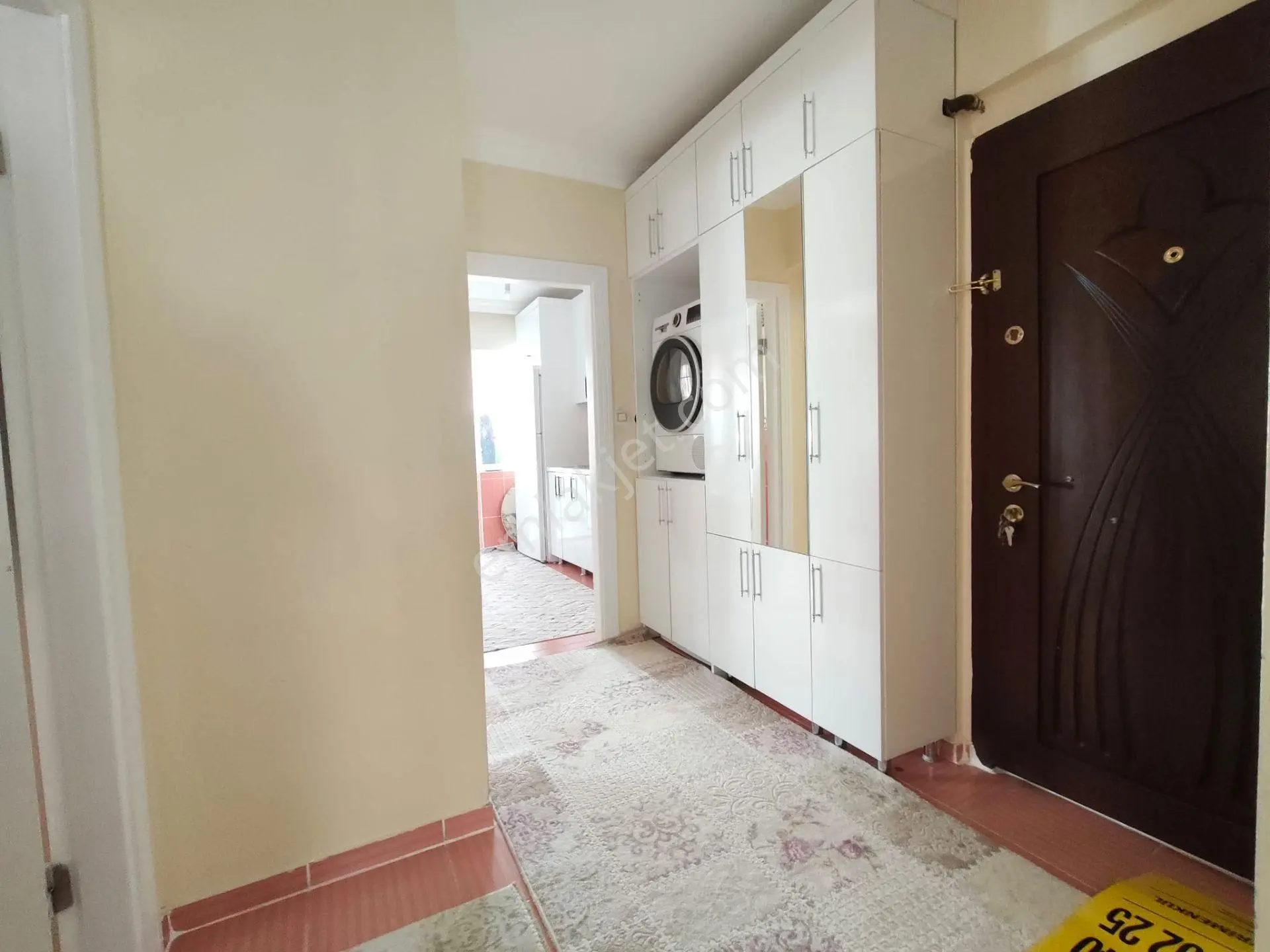 Yılmaz Gayrimenkulden Az Pazarlık Payı Var Masrafsız 3+1 Öncephe Ara Kat Satılık Daire Pazarlık Var — fotoğraf 11