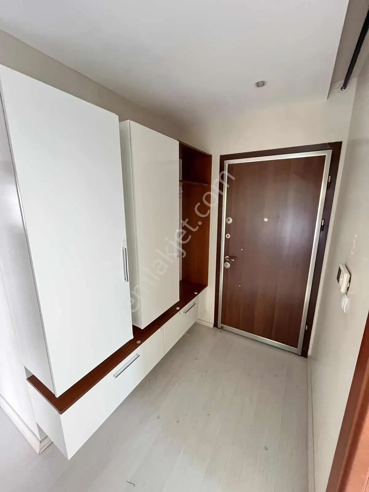 M.bulvarda_kapalı_mutfaklı 2+1 Yeni Bina_extralı_çift Banyo — fotoğraf 7