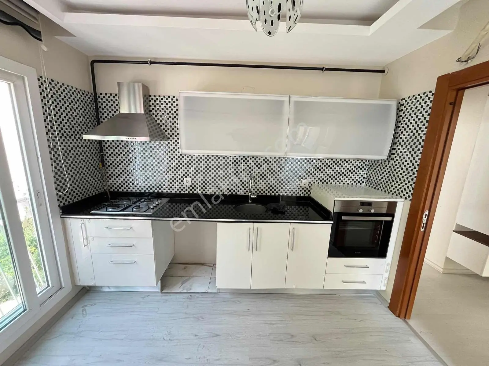 M.bulvarda_kapalı_mutfaklı 2+1 Yeni Bina_extralı_çift Banyo — fotoğraf 10