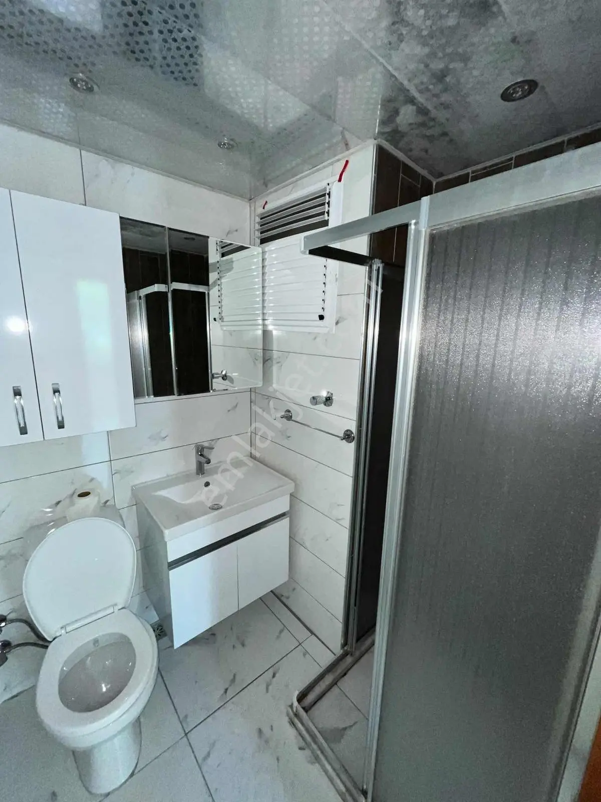 M.bulvarda_kapalı_mutfaklı 2+1 Yeni Bina_extralı_çift Banyo — fotoğraf 19