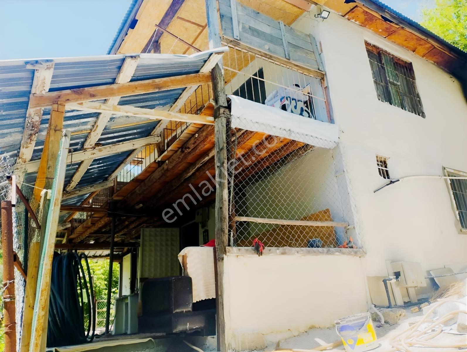 Final'den Feke Damderesi Köyün'de 770m2 Ve 2 Katlı Ev Satılık!!! — fotoğraf 6
