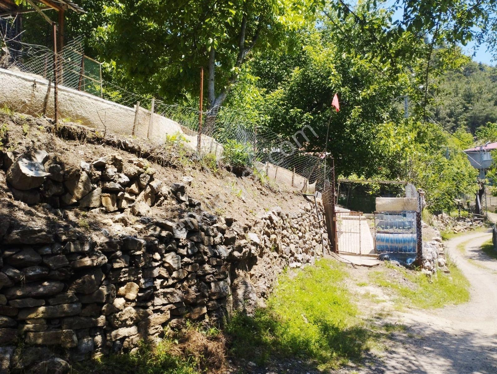 Final'den Feke Damderesi Köyün'de 770m2 Ve 2 Katlı Ev Satılık!!! — fotoğraf 8