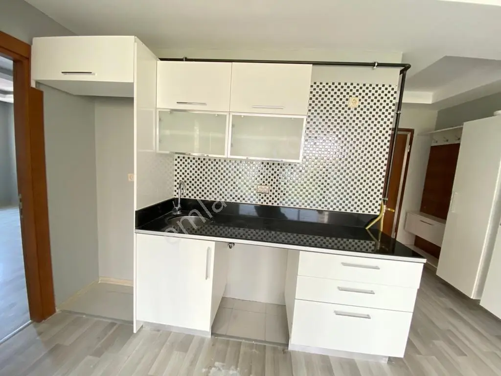 Finalden Hayalpark Civarı Doğalgazlı 2+1 Yeni Bina Lüks İskanlı — fotoğraf 2