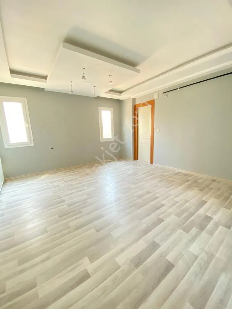 Finalden Hayalpark Civarı Doğalgazlı 2+1 Yeni Bina Lüks İskanlı — fotoğraf 9