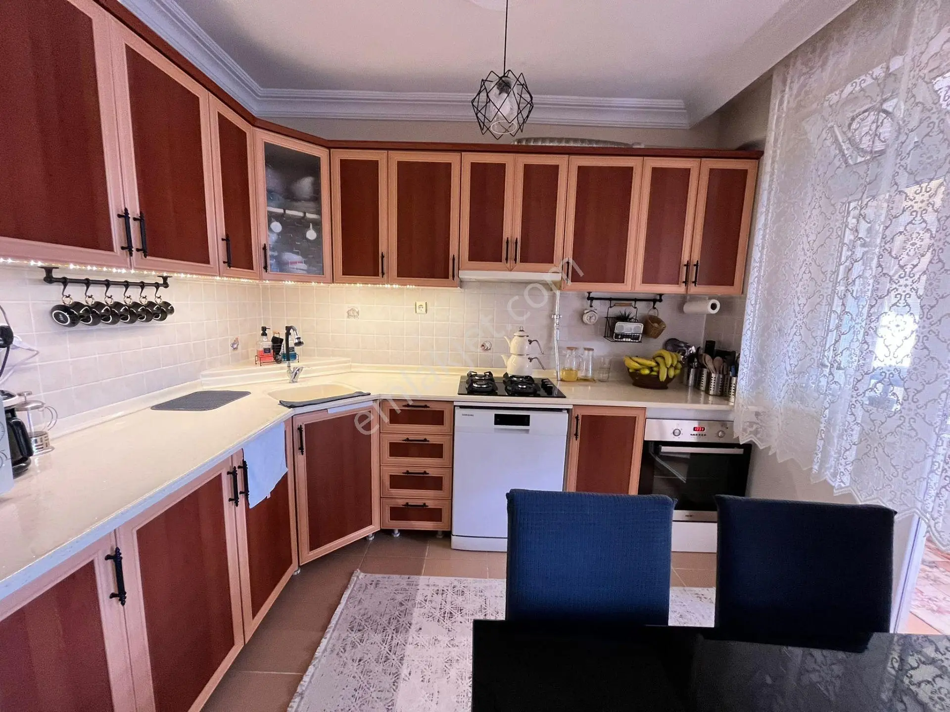Yeski Emlâk İnşaattan Satılık Merkezi Konumda Masrafsız Daire — fotoğraf 18