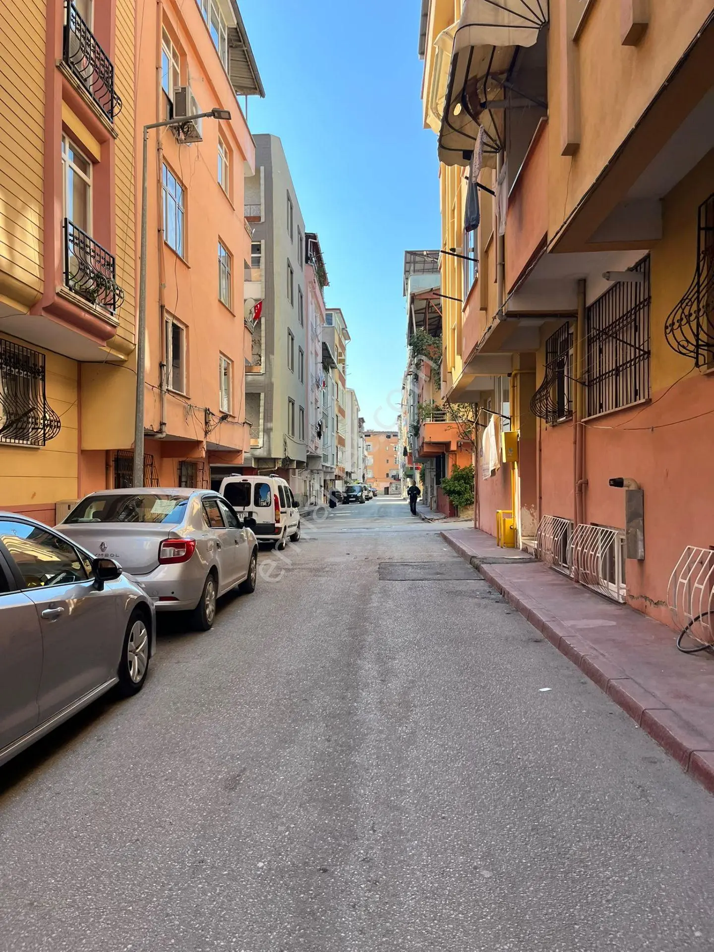 Yeski Emlâk İnşaattan Satılık Merkezi Konumda Masrafsız Daire — fotoğraf 26