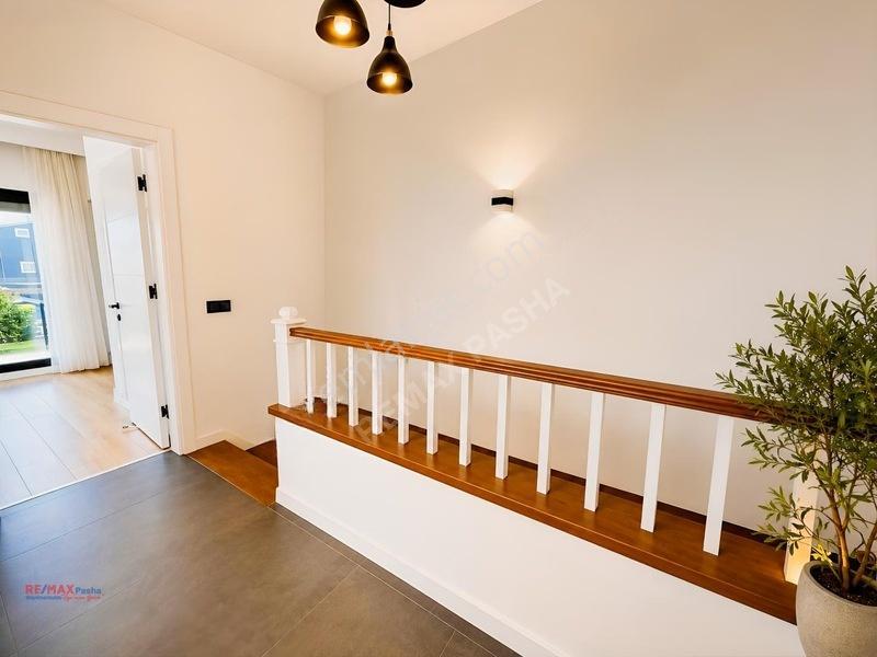 Denize Yakın,havuzlu Sitede Ferah Ve Havadar 3+1 Vill — fotoğraf 20