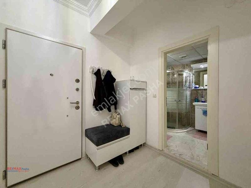 Kuşadasında Güvenlikli Site İçerisinde Deniz Manzaralı 1+1daire — fotoğraf 5