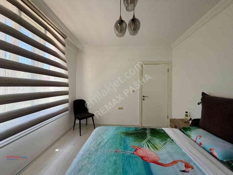 Kuşadasında Güvenlikli Site İçerisinde Deniz Manzaralı 1+1daire — fotoğraf 10