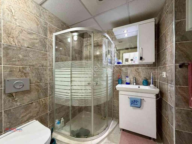 Kuşadasında Güvenlikli Site İçerisinde Deniz Manzaralı 1+1daire — fotoğraf 14