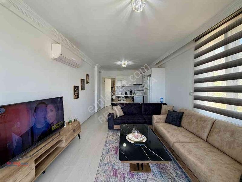 Kuşadasında Güvenlikli Site İçerisinde Deniz Manzaralı 1+1daire — fotoğraf 16