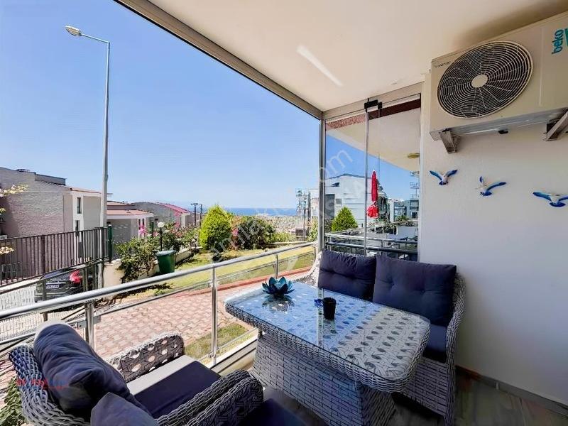 Kuşadasında Güvenlikli Site İçerisinde Deniz Manzaralı 1+1daire — fotoğraf 21