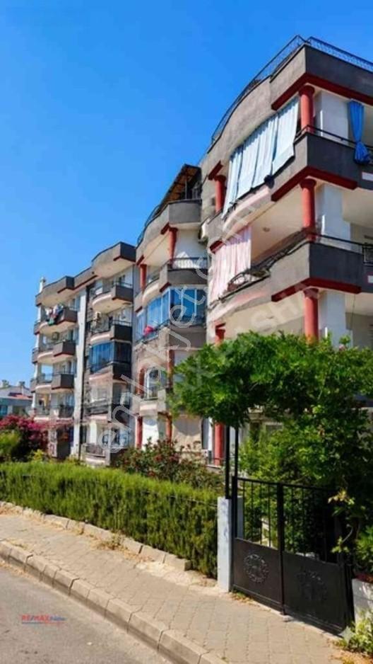 Kuşadası Ege Mahallesi Yıldız Sitesinde Bahçe Katı Daire — fotoğraf 3