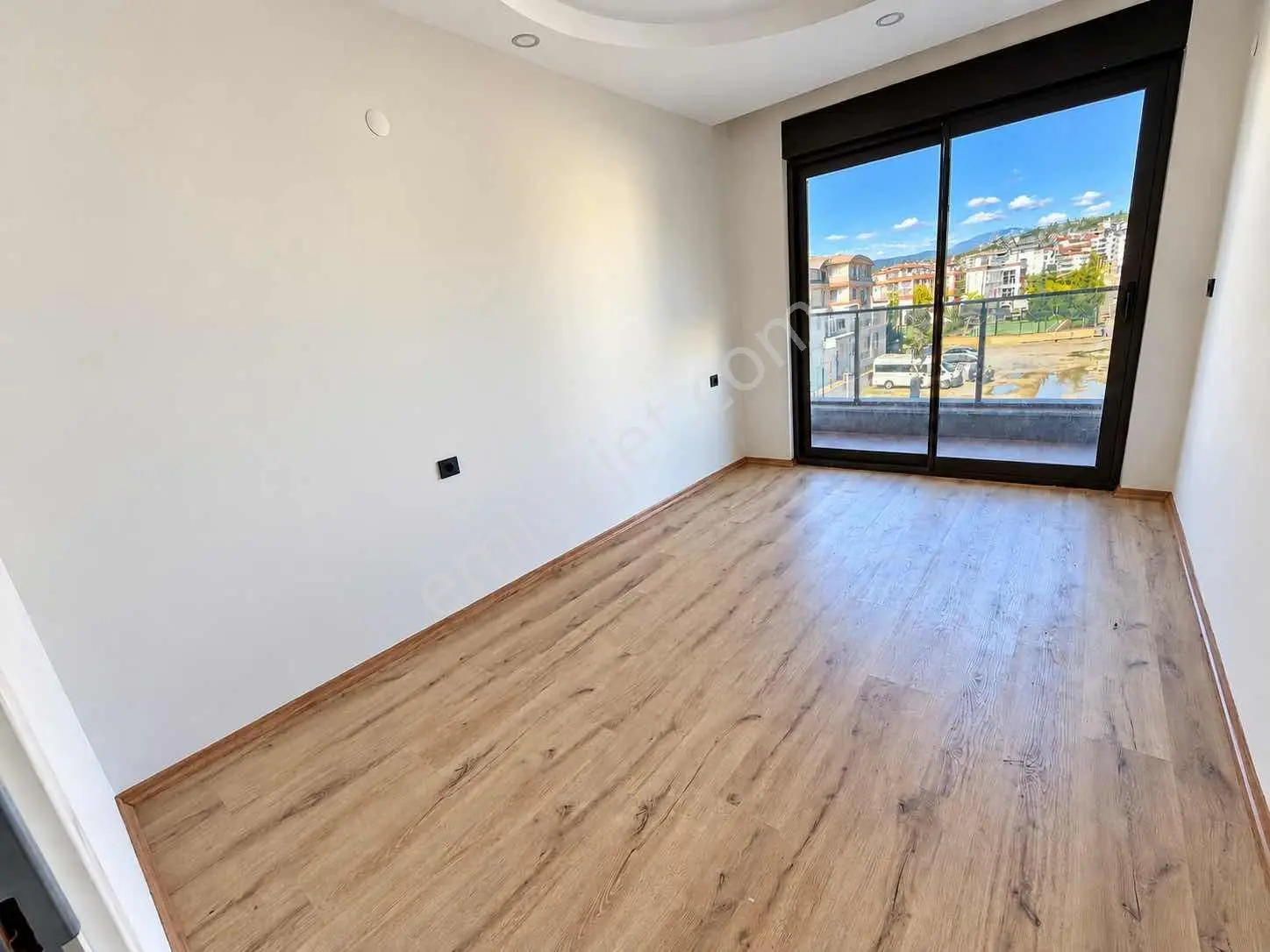 Pazarcı Mahallesi Aktiviteli 2+1 Satılık Daire — fotoğraf 8