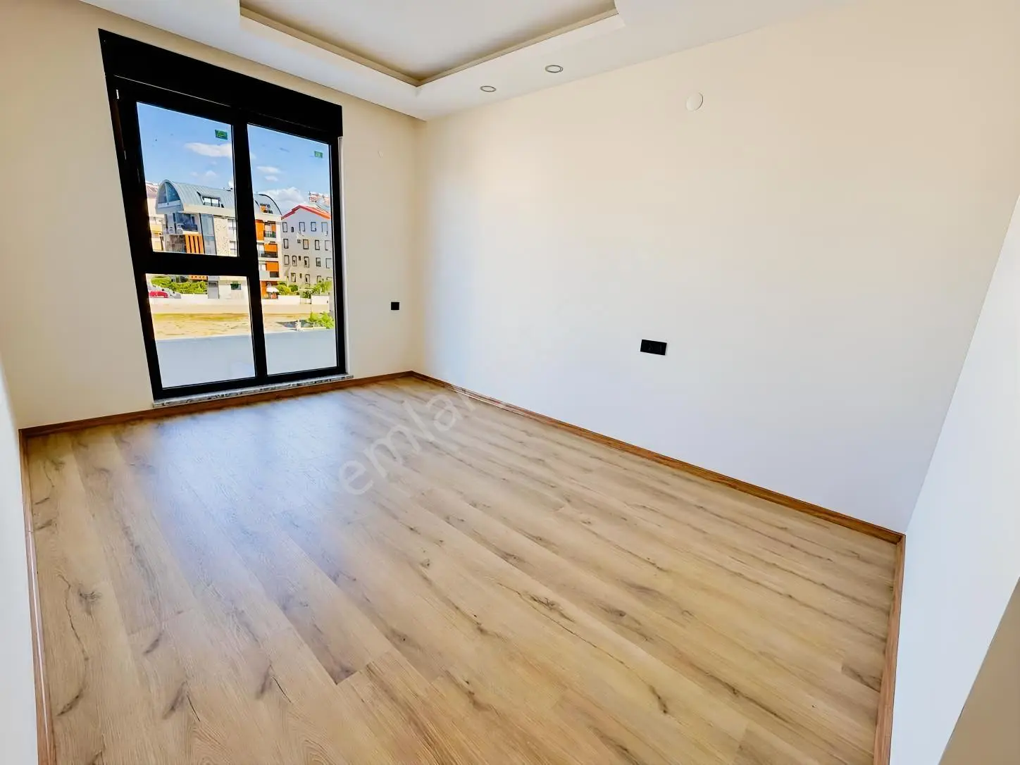 Pazarcı Mahallesi Aktiviteli 2+1 Satılık Daire — fotoğraf 9