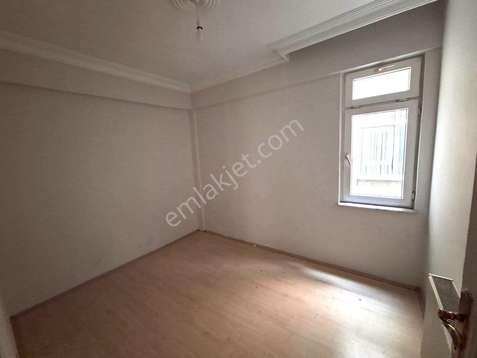 Çiftlik Mevki Satılık 3+1 Ara Kat Daire — fotoğraf 3