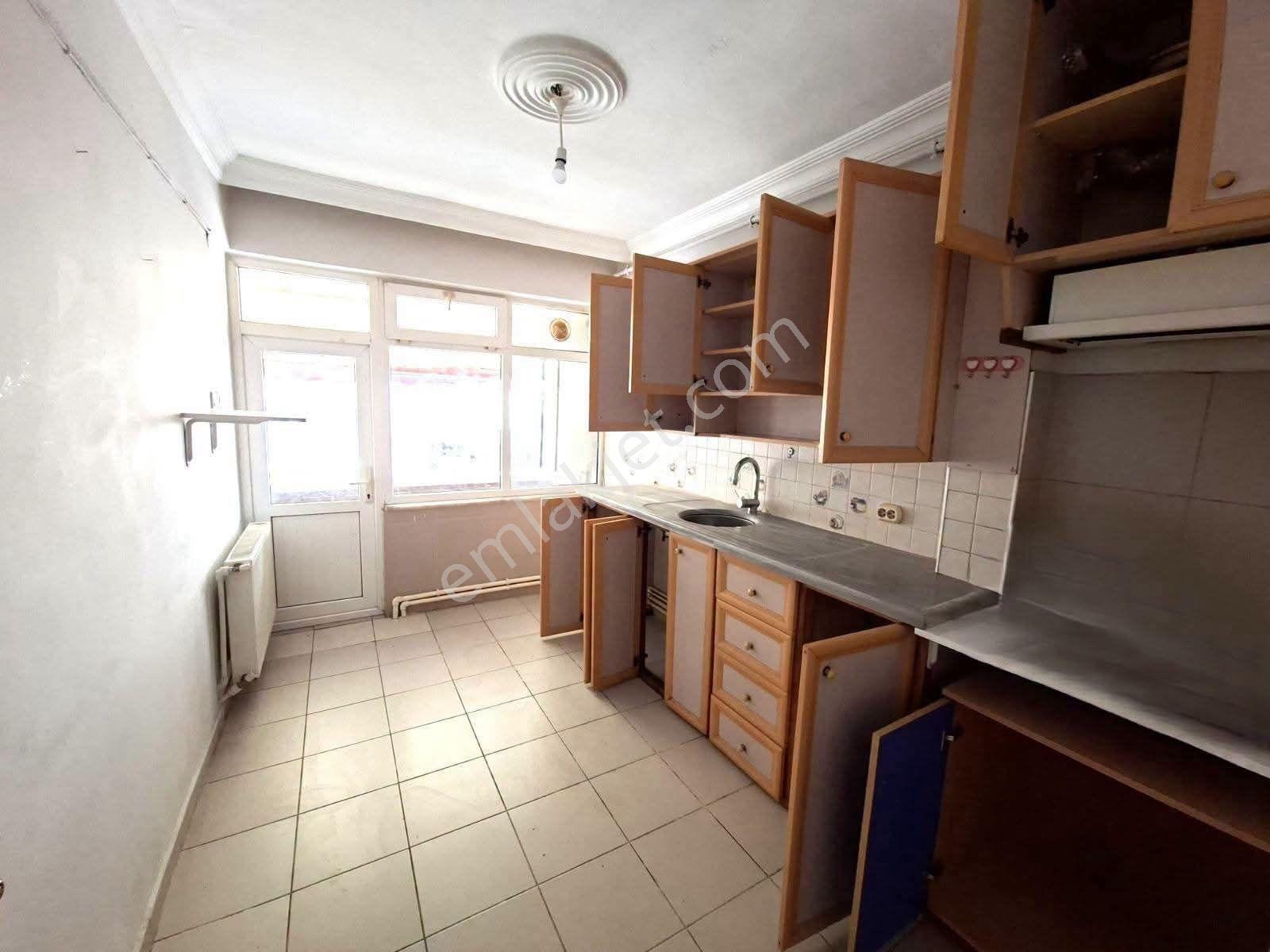 Çiftlik Mevki Satılık 3+1 Ara Kat Daire — fotoğraf 15