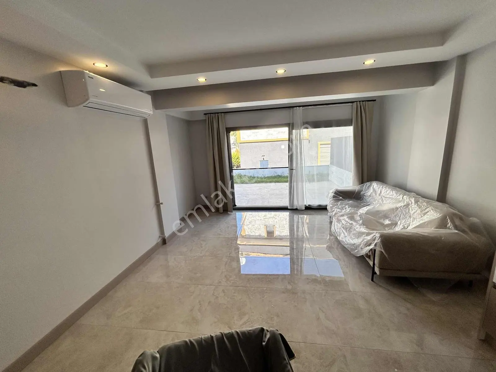 Kuşadası Kadınlar Denizinde Merkeze Yakın Satılık 5+1 Villa — fotoğraf 5
