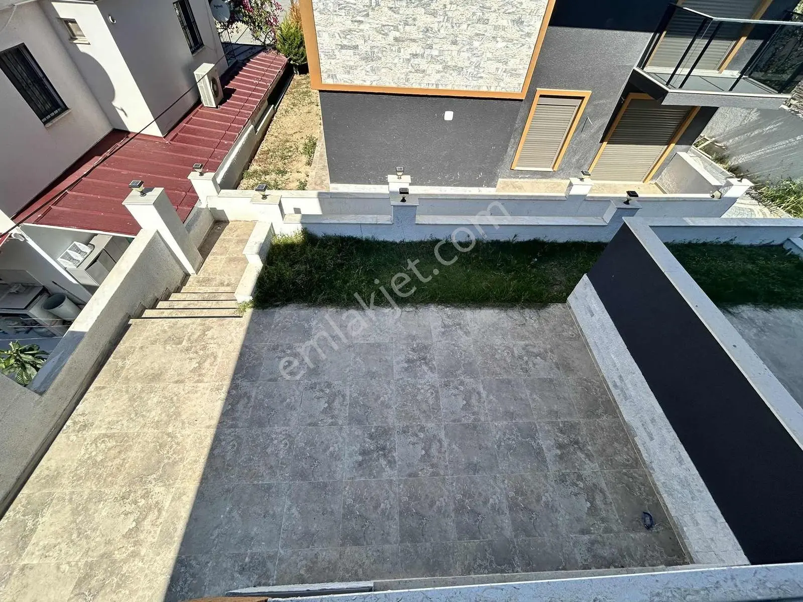 Kuşadası Kadınlar Denizinde Merkeze Yakın Satılık 5+1 Villa — fotoğraf 8