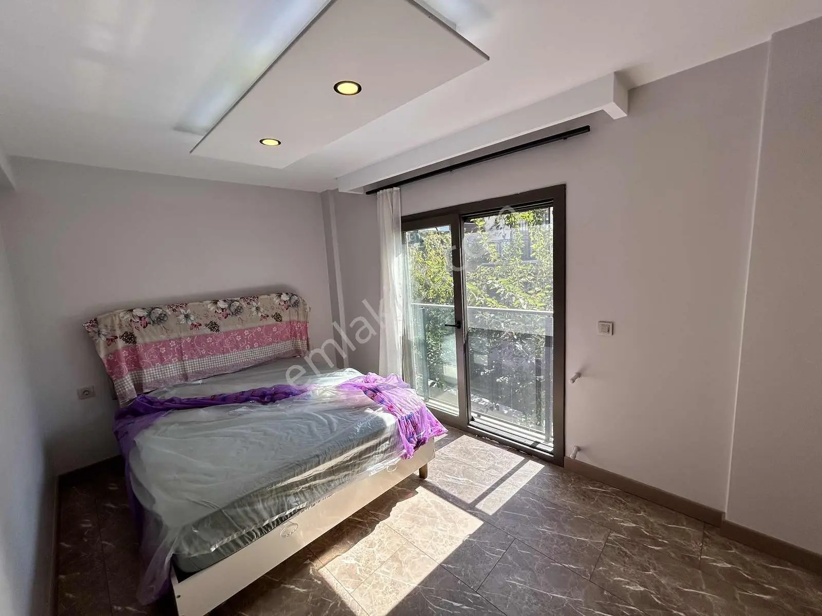 Kuşadası Kadınlar Denizinde Merkeze Yakın Satılık 5+1 Villa — fotoğraf 9