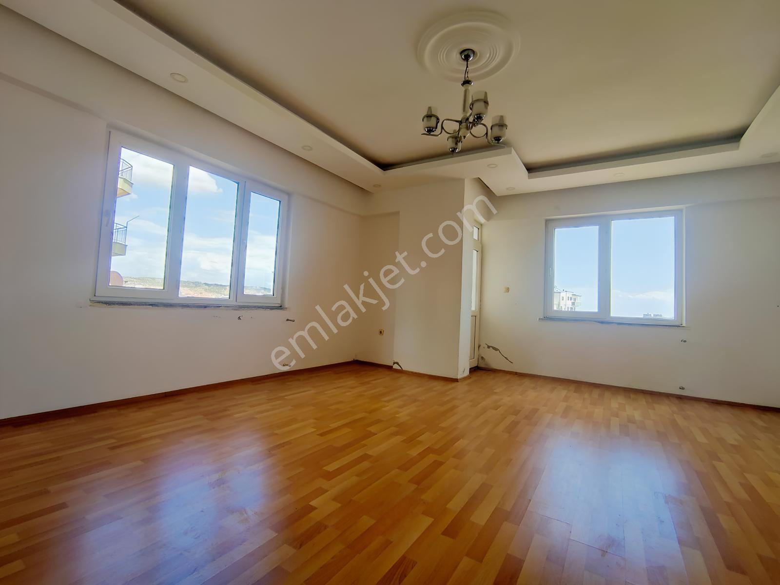Kepez Demirel Mah. De Tranvaya 20 Metre 3+1 Eminevime Uygun — fotoğraf 3