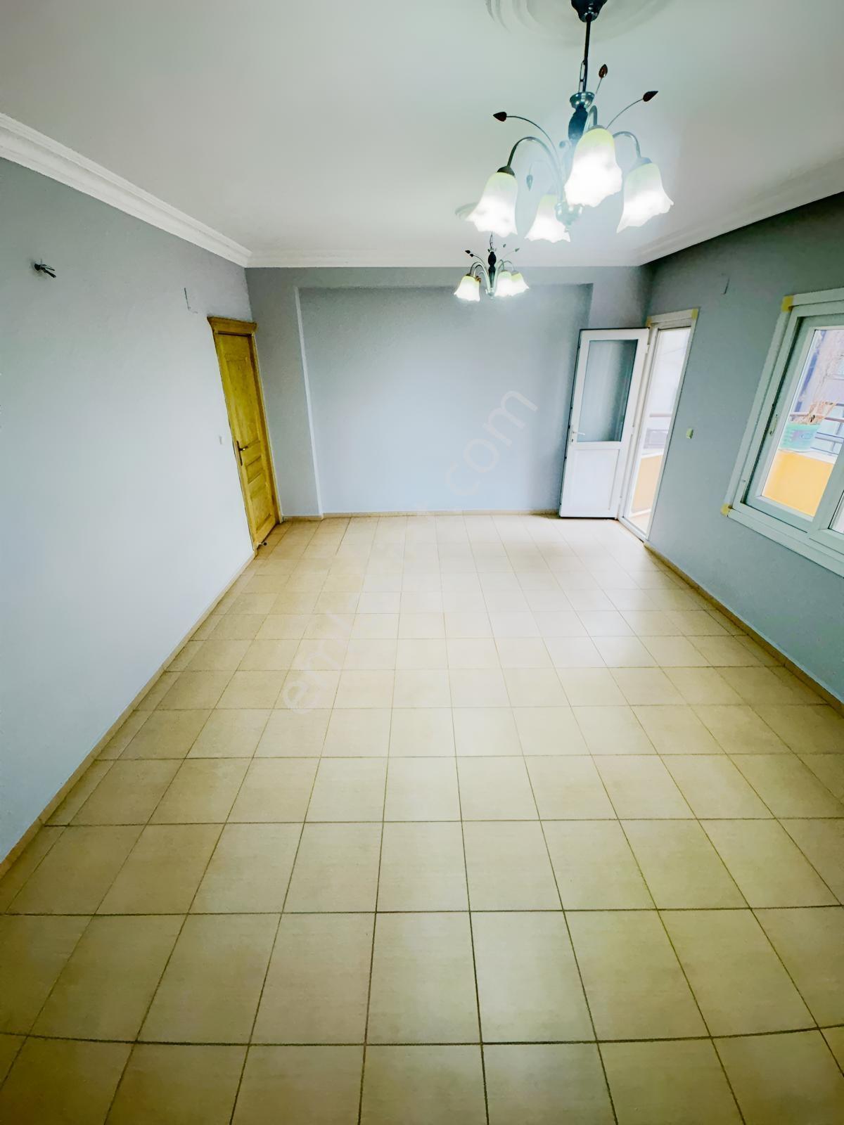 Hastane Caddesinde Ofis Yapımına Uygun Tabela Değeri Yüksek 3+1 — fotoğraf 4