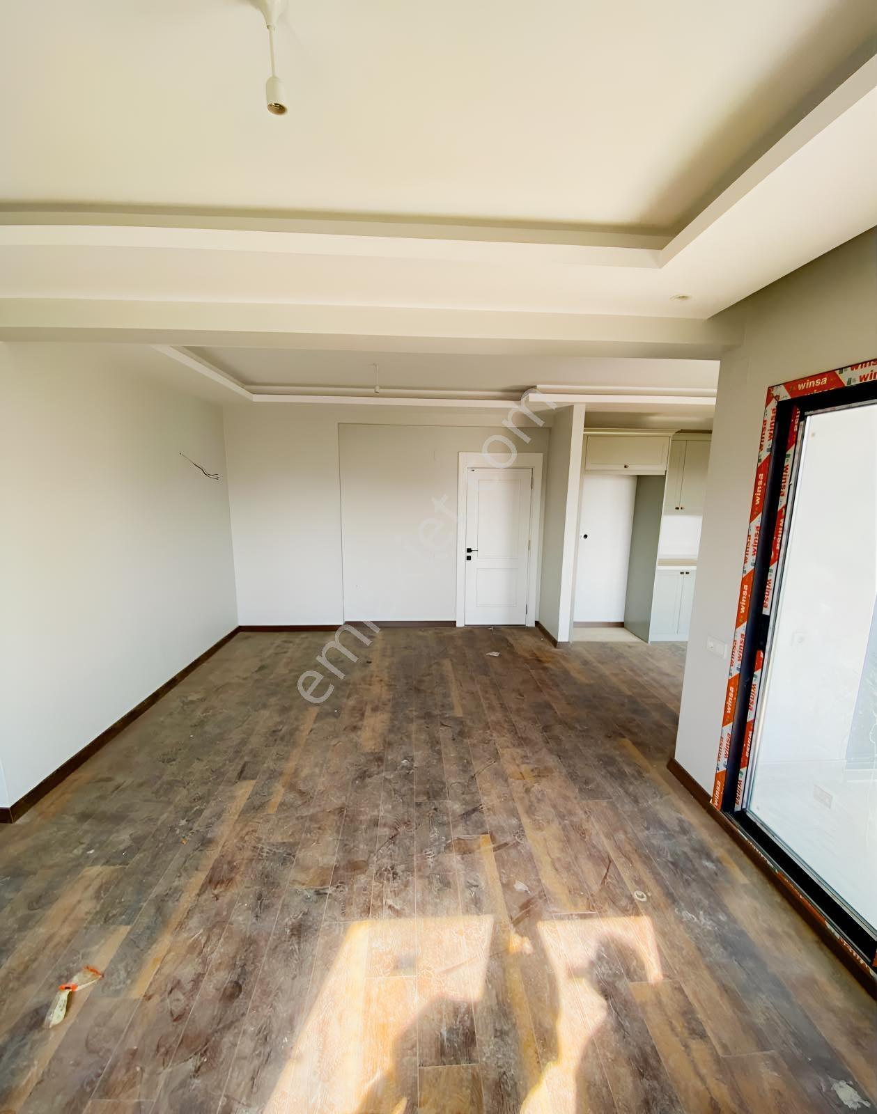 Panoramik Şehir Manzaralı 3+1 Komplex Sitede Satılık — fotoğraf 6