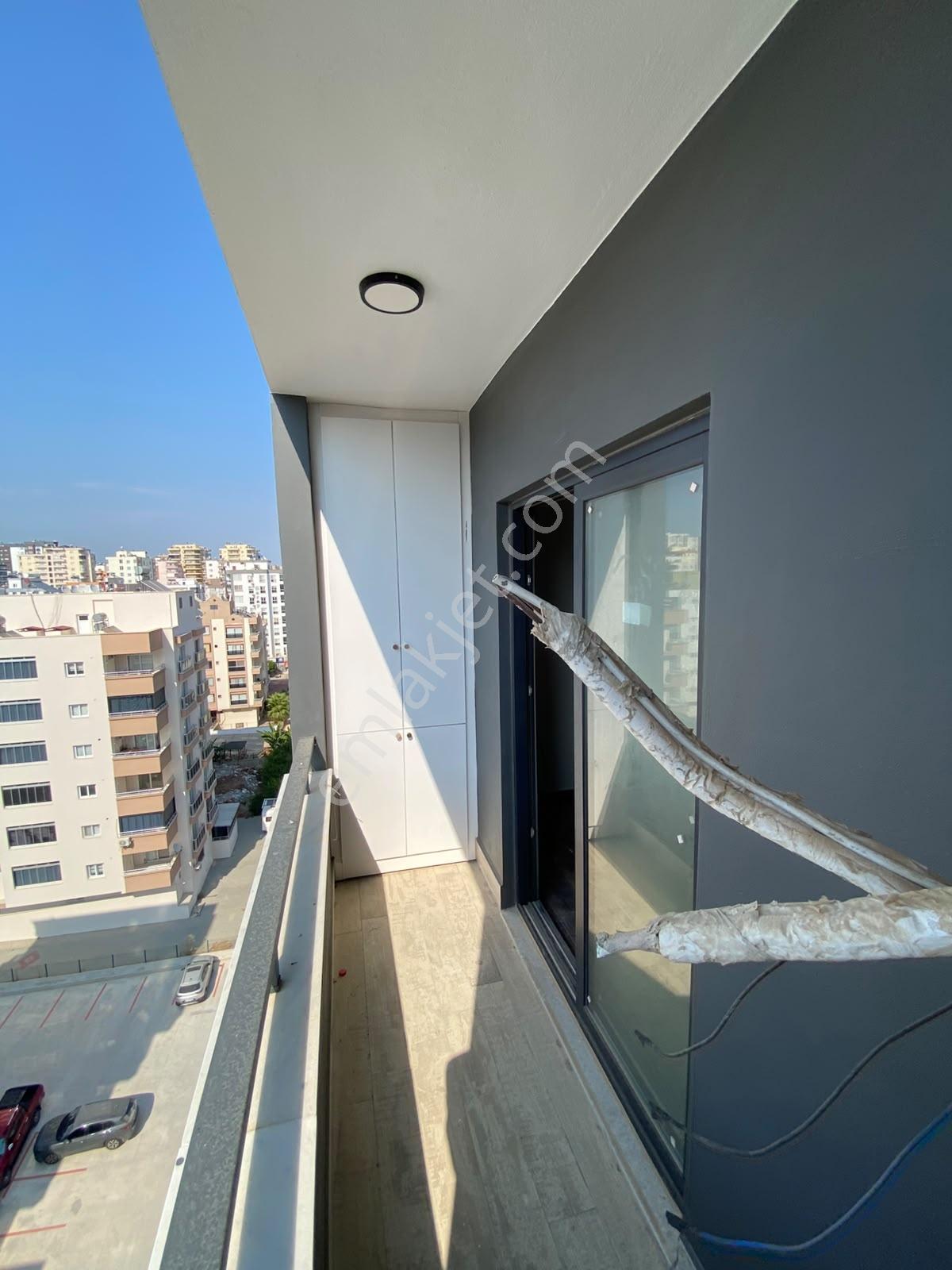 Panoramik Şehir Manzaralı 3+1 Komplex Sitede Satılık — fotoğraf 28