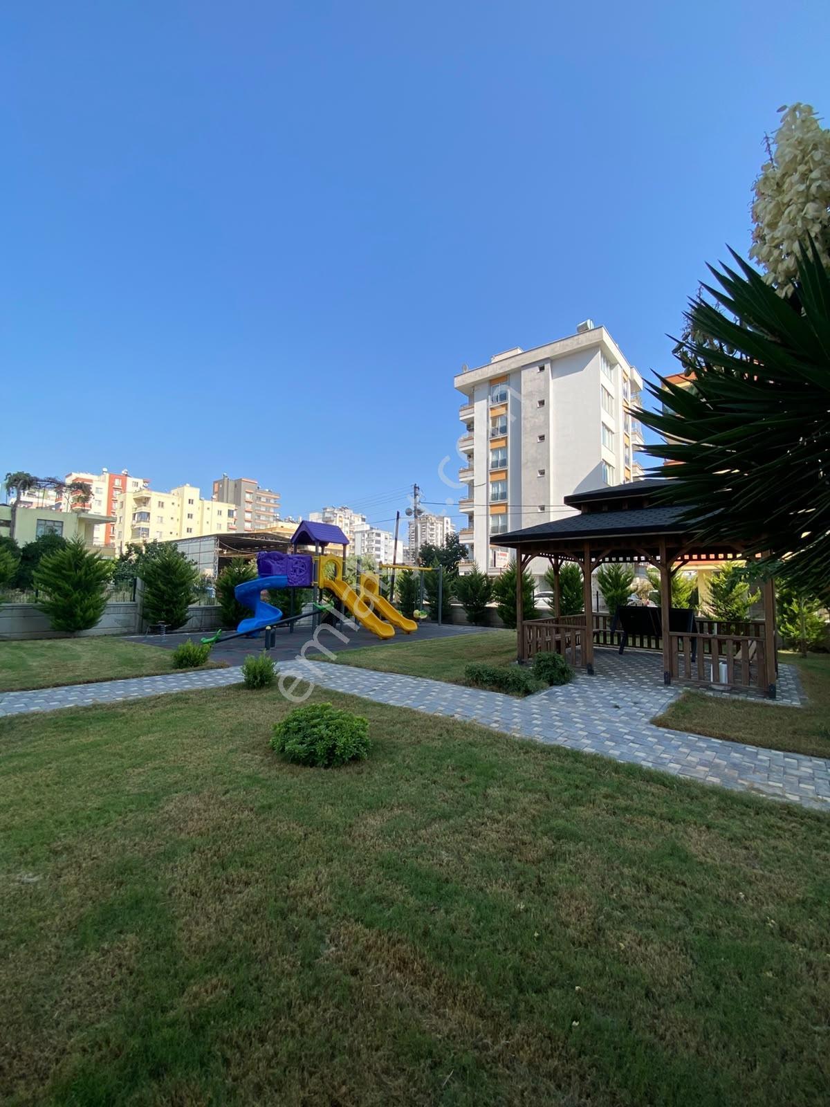 Panoramik Şehir Manzaralı 3+1 Komplex Sitede Satılık — fotoğraf 39