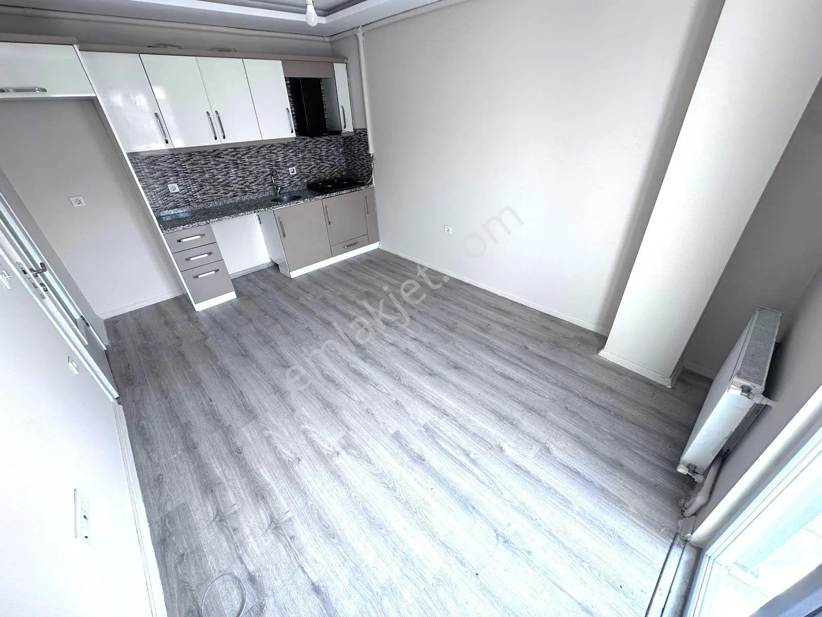 𝄞melodi Gayrimenkul'den Full Kredili Ön Cephe Üst Kat Asansörlü 1+1 Satılık Daire — fotoğraf 21